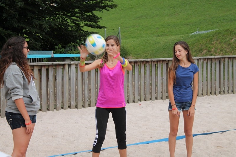 Village Camps International Summer Camp Leysin, Switzerland 2026-08-15 https://www.villagecamps.com/journals_admin/images/692-23-Reds Sports (8).jpg